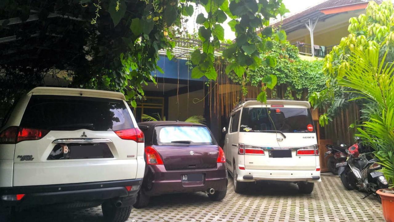 The Sleepingroom Hostel Yogyakarta Exteriör bild